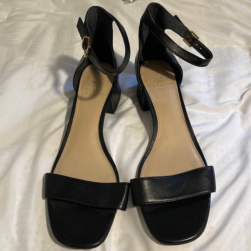 Vince Camuto black leather short heels